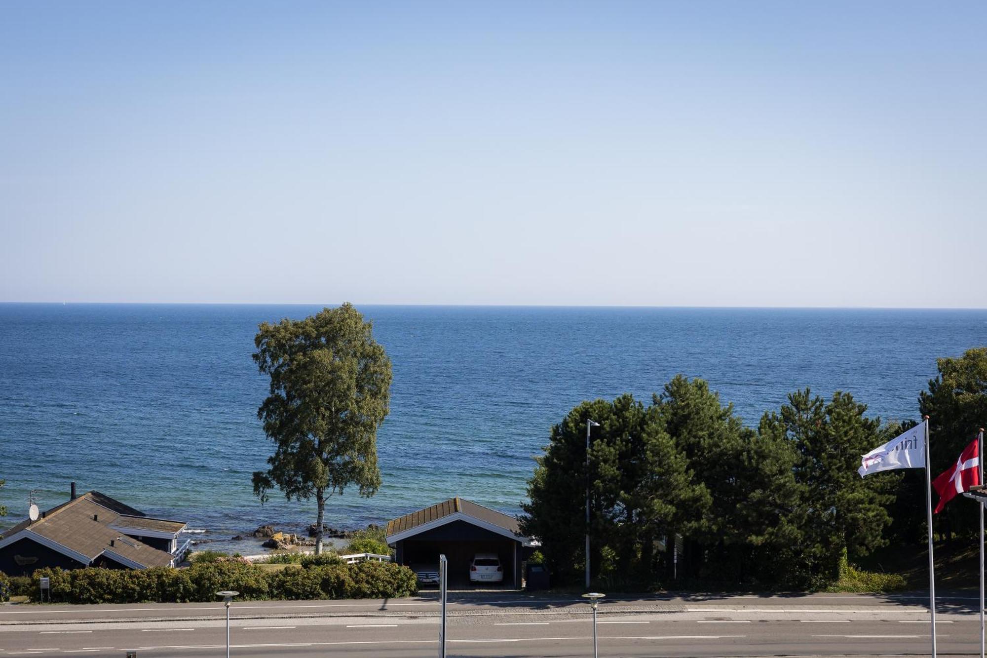 Hotel Friheden Allinge-Sandvig Екстериор снимка